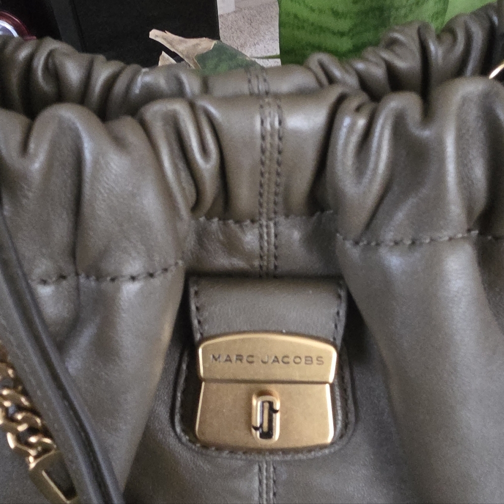 Marc Jacobs Cristina Tote - Picture 4 of 13